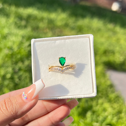 Emerald Dew Drop Ring