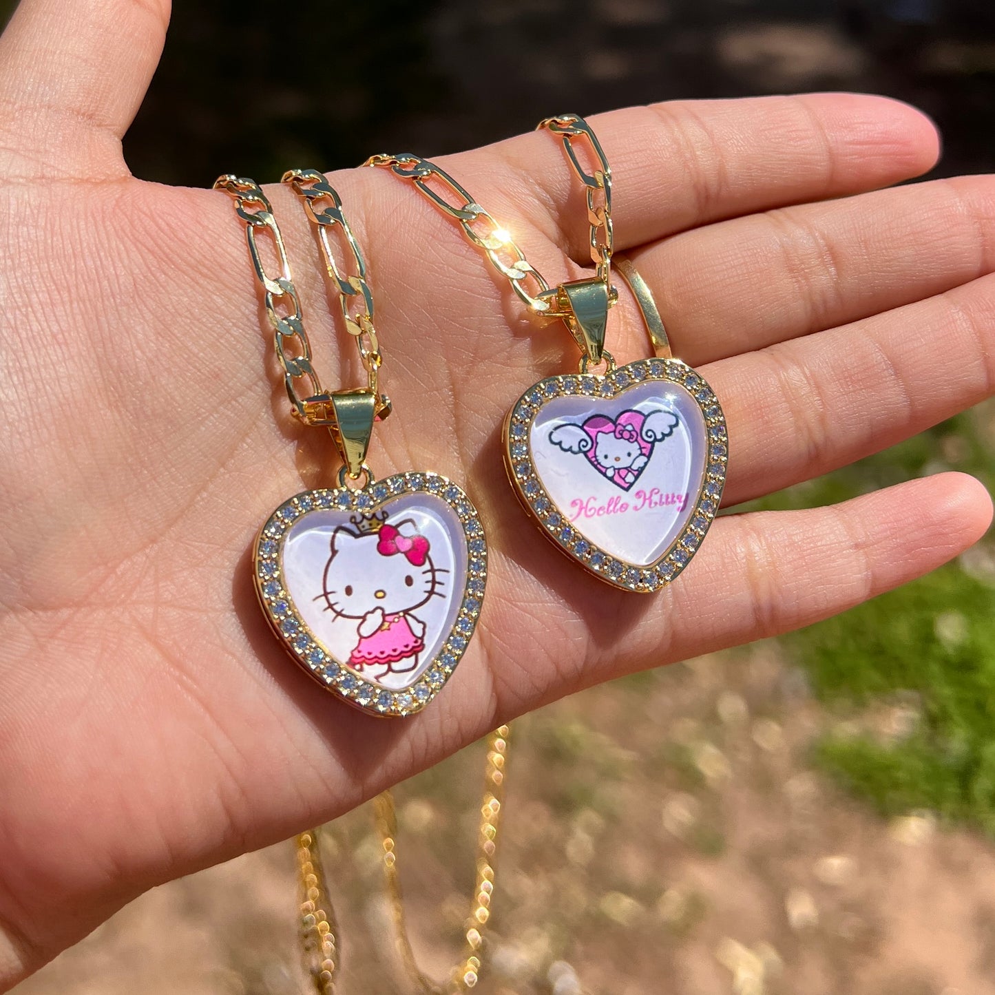 Hello Kitty Love Necklace