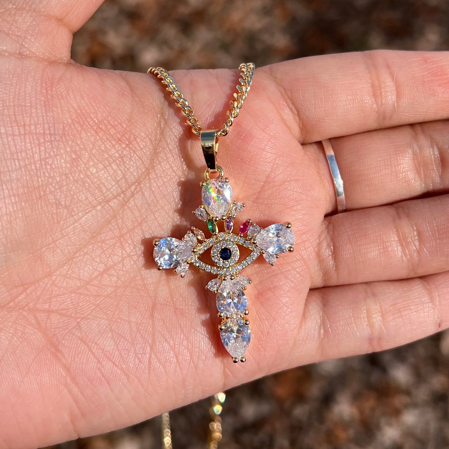 Ojo Cristal Cross Necklace